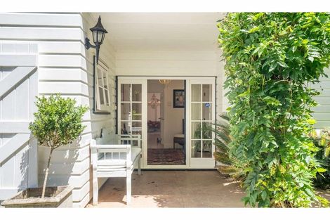 Photo of property in 37 Riverview Road, Kerikeri, 0230