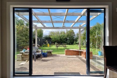 Photo of property in 74 Kauri Street, Miramar, Wellington, 6022