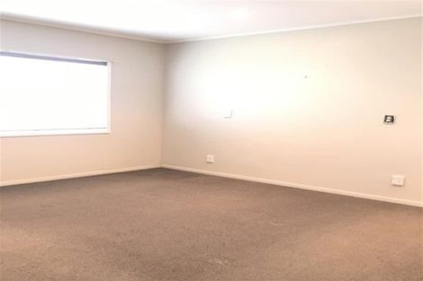 Photo of property in 20 Trig Road, West Harbour, Auckland, 0618