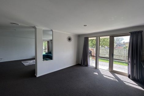 Photo of property in 2 Grevillea Place, Melville, Hamilton, 3206