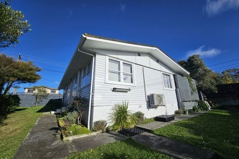 Photo of property in 96 Bracken Road, Paparangi, Wellington, 6037