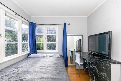 Photo of property in 54 Banbury Crescent, Fairfield, Hamilton, 3214