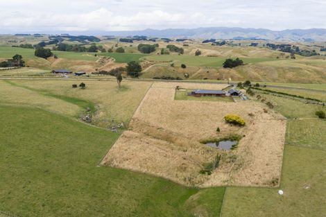 Photo of property in 1061 Taonui Road, Colyton, Feilding, 4775