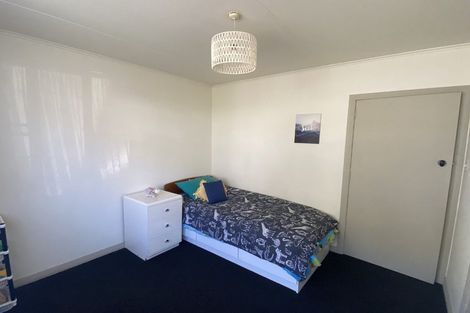 Photo of property in 75 Milton Terrace, Picton, 7220