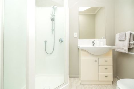 Photo of property in 9h Denver Place, Hamilton East, Hamilton, 3216