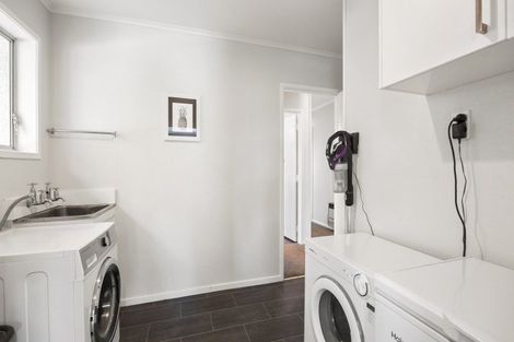 Photo of property in 23 Chequers Avenue, Chartwell, Hamilton, 3210