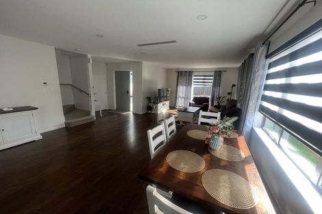 Photo of property in 31 Sunshine Boulevard, Sunnyvale, Auckland, 0612