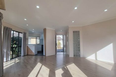 Photo of property in 4/96 Elliot Street, Howick, Auckland, 2014