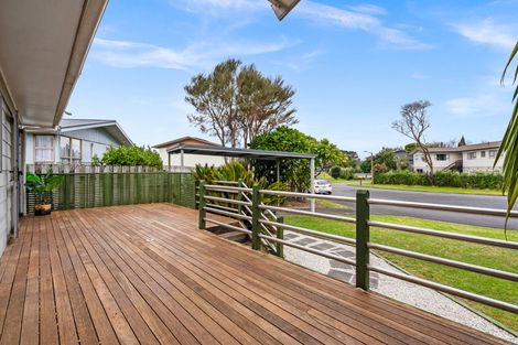 Photo of property in 12 Curlew Place, One Tree Point, 0118