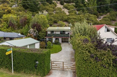 Photo of property in 8 Main Road, Luggate, Cromwell, 9383
