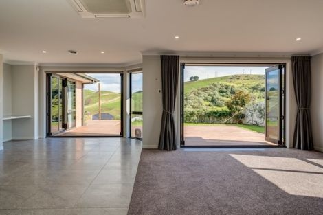 Photo of property in 35 Bryan Gallagher Place, Welcome Bay, Tauranga, 3175