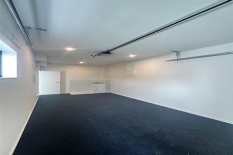 Photo of property in 62 Whare Kauri Road, Papakura, 2110