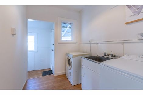 Photo of property in 94 Racecourse Road, Sockburn, Christchurch, 8042