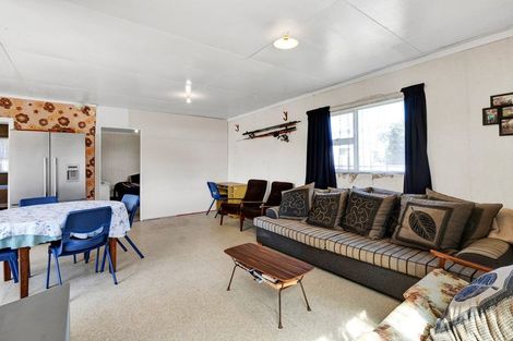 Photo of property in 6 Kawei Road, Ohawe, Hawera, 4671