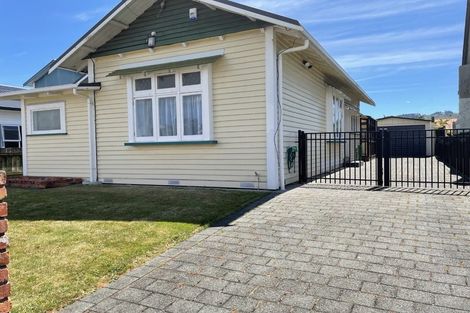 Photo of property in 43 William Street, Petone, Lower Hutt, 5012