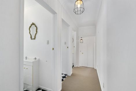 Photo of property in 11 Haast Close, Kelson, Lower Hutt, 5010