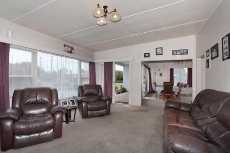 Photo of property in 4 Terrace Street, Marton, 4710