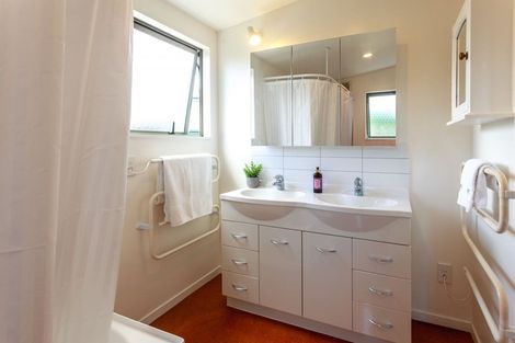 Photo of property in 7 Cathedral Court, Hahei, Whitianga, 3591