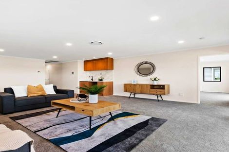 Photo of property in 18 Evergreen Parade, Rosehill, Papakura, 2113