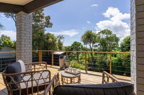 Photo of property in 2/22 Zion Road, Birkenhead, Auckland, 0626