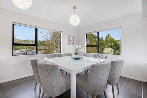 Photo of property in 43 Langton Road, Stanmore Bay, Whangaparaoa, 0932