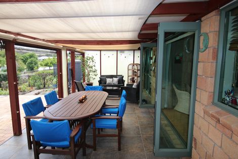 Photo of property in 6 Nautical Drive, Haruru, 0204