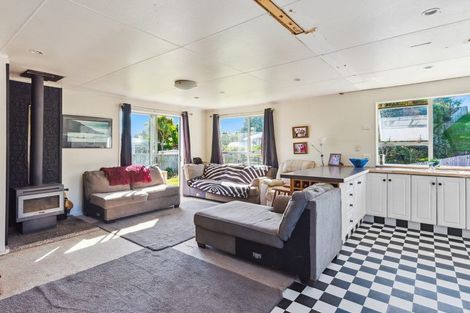 Photo of property in 86 Aorangi Road, Paraparaumu, 5032