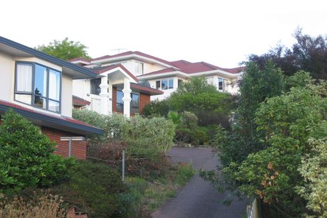 Photo of property in 9 Alice Place, Hillcrest, Auckland, 0627