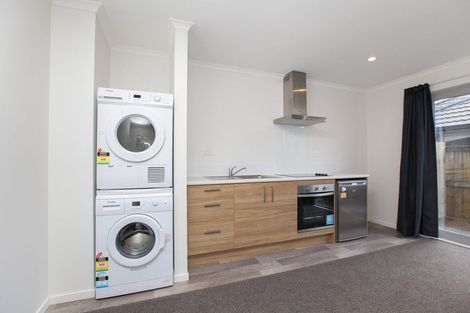 Photo of property in 3/9 Hibiscus Avenue, Hamilton Lake, Hamilton, 3204