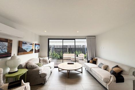 Photo of property in 202c Edgeware Road, Edgeware, Christchurch, 8013