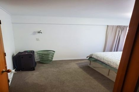 Photo of property in 87 Brian Crescent, Stanmore Bay, Whangaparaoa, 0932