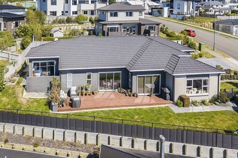 Photo of property in 53 Endeavour Drive, Whitby, Porirua, 5024