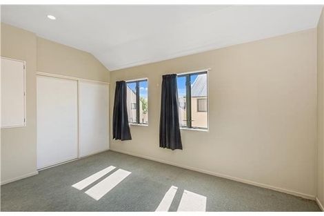 Photo of property in 5/36 Mathesons Road, Phillipstown, Christchurch, 8011