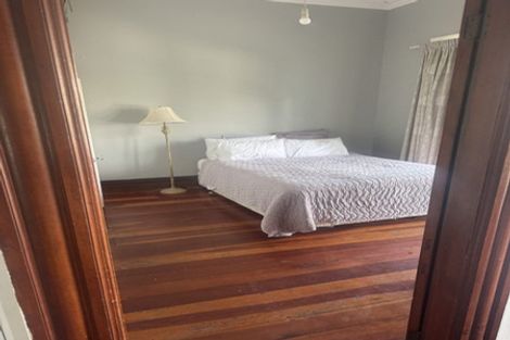 Photo of property in 16 Saint Winifreds Avenue, Hamilton East, Hamilton, 3216