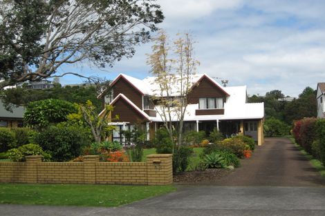 Photo of property in 48 Laurence Street, Manly, Whangaparaoa, 0930