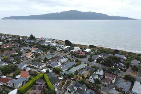 Photo of property in 204a Manly Street, Paraparaumu Beach, Paraparaumu, 5032