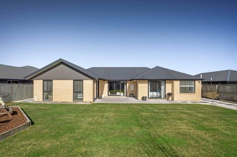 Photo of property in 5 Feather Place, Rolleston, 7615