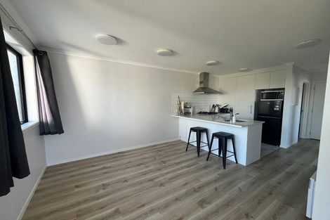 Photo of property in 3 Weka Close, Red Beach, 0932