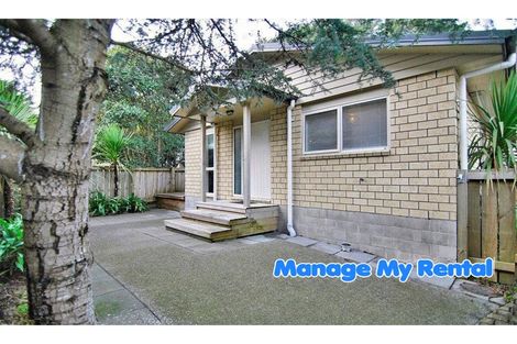 Photo of property in 50b Newlands Road, Newlands, Wellington, 6037