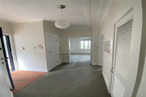 Photo of property in 15 Hillside Crescent South, Leigh, Auckland, 0985