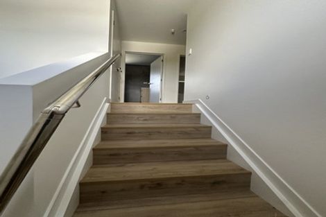 Photo of property in 17a Midgley Road, West Harbour, Auckland, 0618