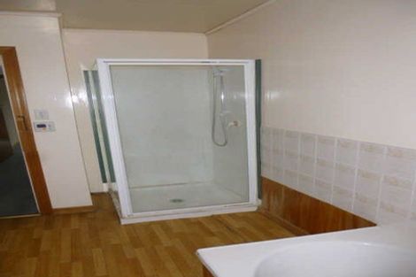 Photo of property in 200 Avonhead Road, Avonhead, Christchurch, 8042