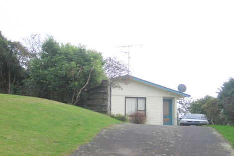Photo of property in 18a Parkinson Close, Whitby, Porirua, 5024