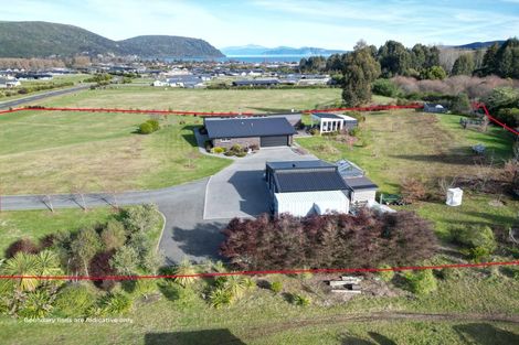Photo of property in 24 Oakdale Drive, Kinloch, Taupo, 3377