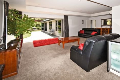 Photo of property in 21 Strathcarron Place, Broomfield, Christchurch, 8042