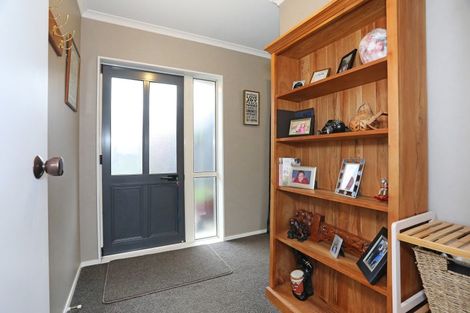 Photo of property in 3 Vista Drive, Feilding, 4702