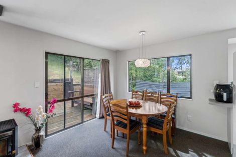 Photo of property in 13 Kay Road, Swanson, Auckland, 0614