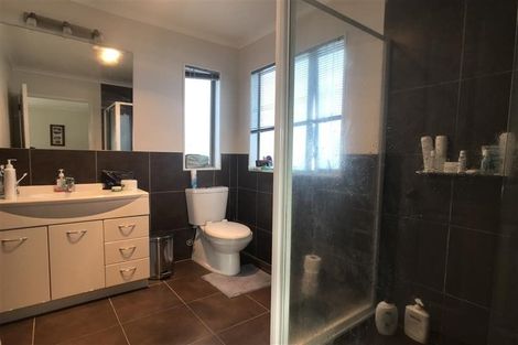 Photo of property in 6 Reefton Place, Flat Bush, Auckland, 2019