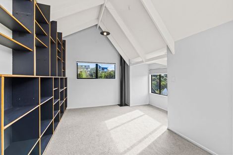 Photo of property in 2 Ranui Crescent, Diamond Harbour, Lyttelton, 8971