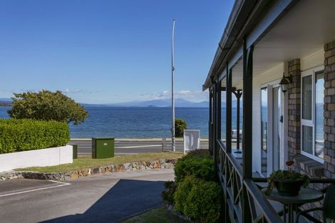 Photo of property in 116 Lake Terrace, Taupo, 3330